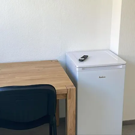 Doppelzmmer Mit Gemeinschaftsbad Eigenes Bad Pluederhausen *