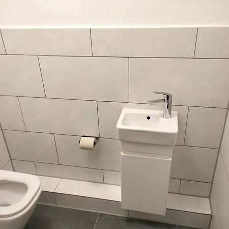 Doppelzmmer Mit Gemeinschaftsbad Eigenes Bad Pluederhausen منزل للإقامة